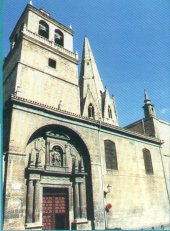 Imperial Iglesia de St M de Palacio